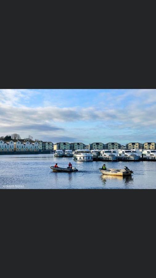 Вілла Parisian Style Townhouse Carrick-on-Shannon Екстер'єр фото